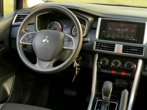 Mitsubishi Xpander Medium line