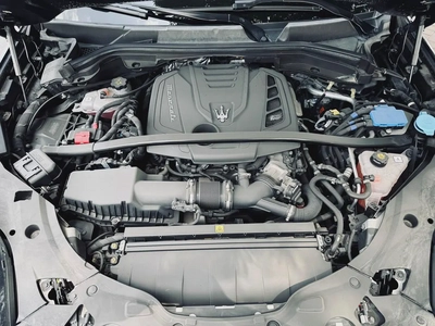 MASERATI GRECALE | MODENA | 2023 | 2.0L | 8565Km | JAPAN SPECs | CLEAN TILTLE | FRESH IMPORT-8