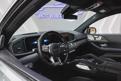 2021 - Mercedes-Benz GLE 63s AMG - V8 for 299,000.00 AED-9