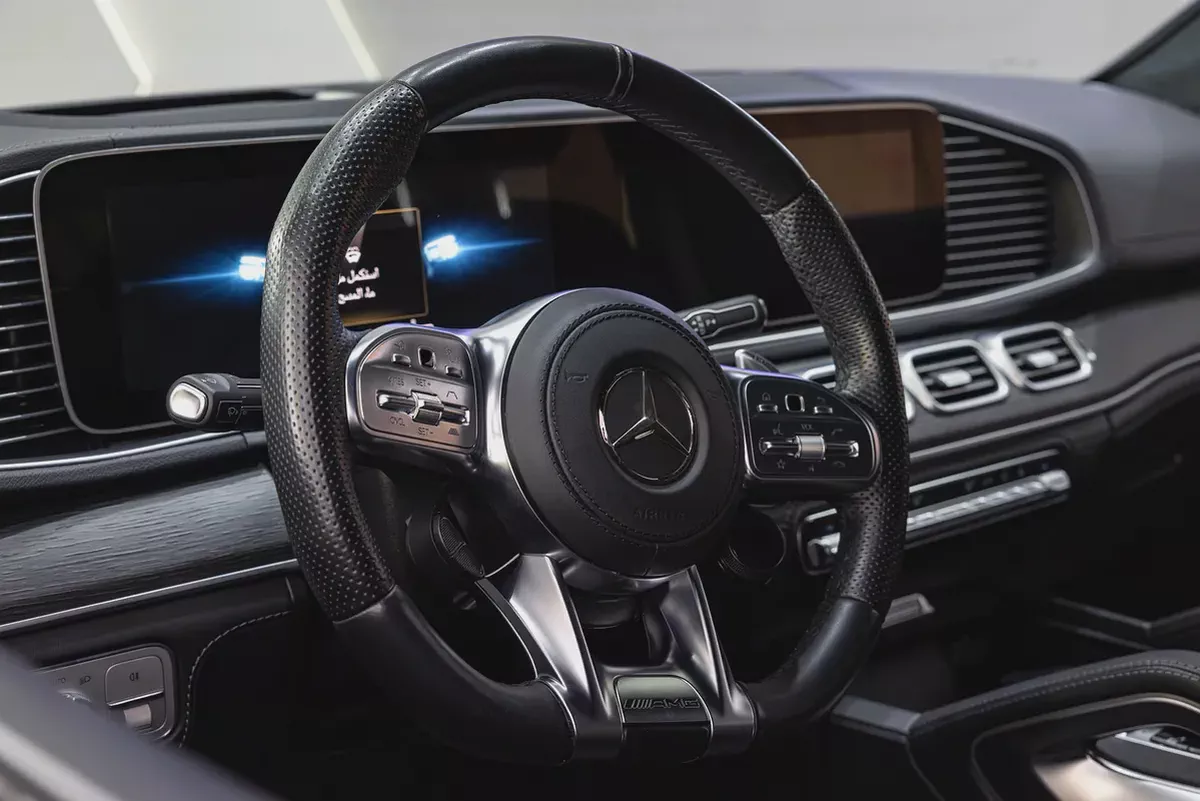 2021 - Mercedes-Benz GLE 63s AMG - V8 for 299,000.00 AED-10-10