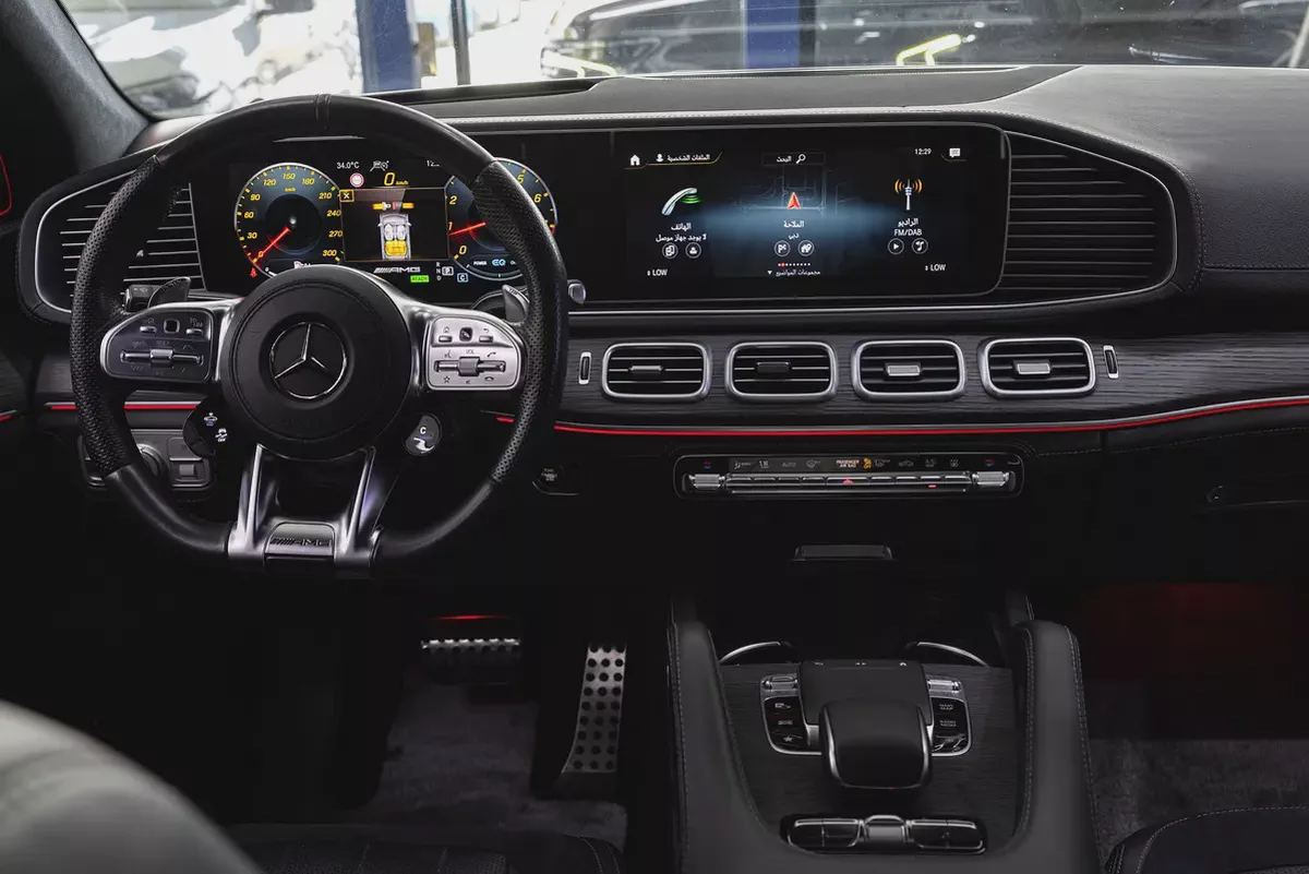 2021 - Mercedes-Benz GLE 63s AMG - V8 for 299,000.00 AED-14-14