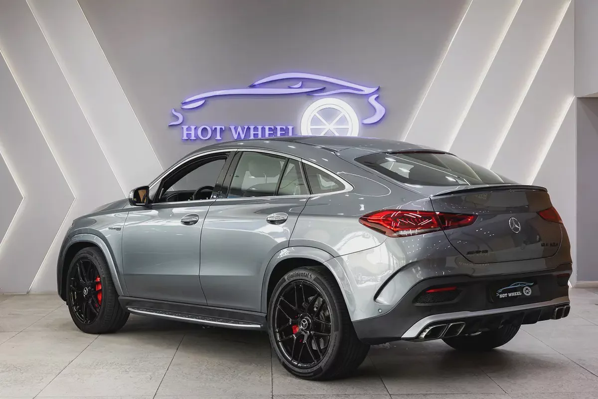 2021 - Mercedes-Benz GLE 63s AMG - V8 for 299,000.00 AED-3-3