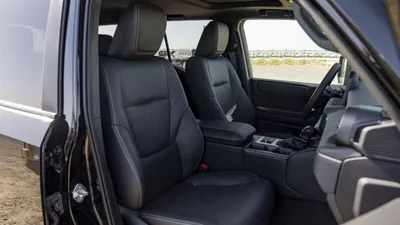 Toyota Prado ADVENTURE (LHD) TOYOTA PRADO 250 WX 2.4P AT ADVENTURE MY2025– BLACK-12
