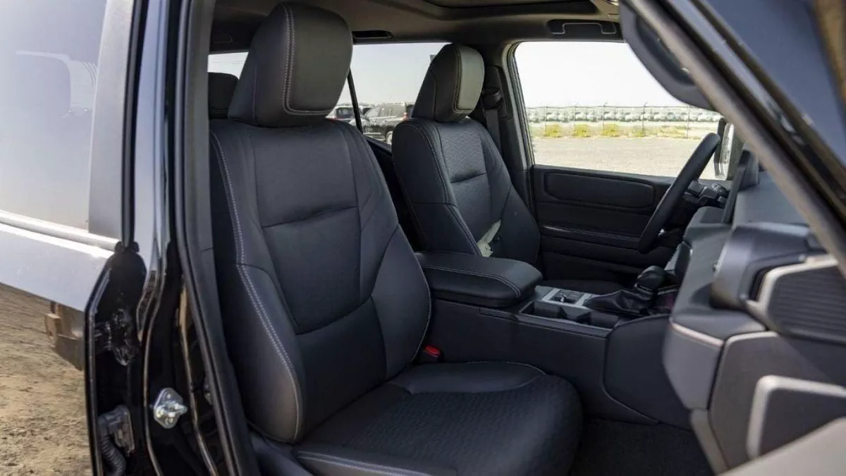 Toyota Prado ADVENTURE (LHD) TOYOTA PRADO 250 WX 2.4P AT ADVENTURE MY2025– BLACK-12-0