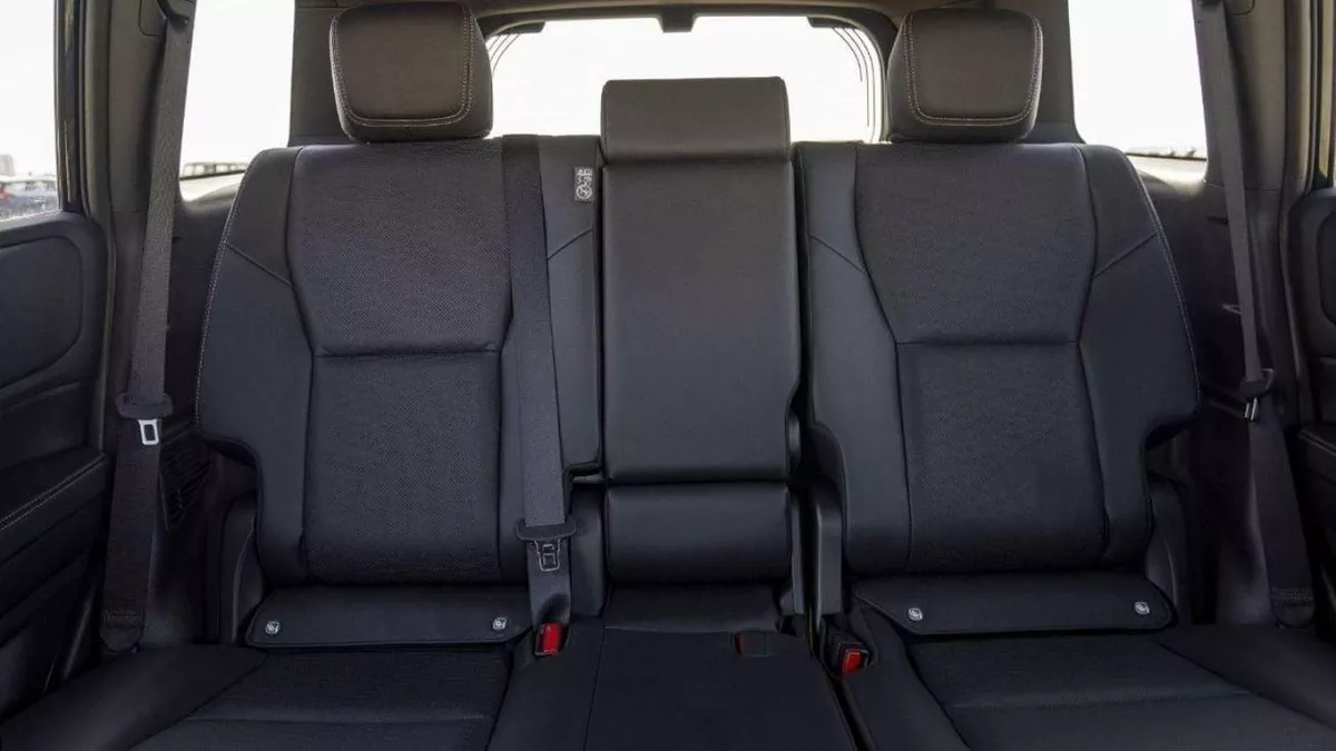 Toyota Prado ADVENTURE (LHD) TOYOTA PRADO 250 WX 2.4P AT ADVENTURE MY2025– BLACK-15-0