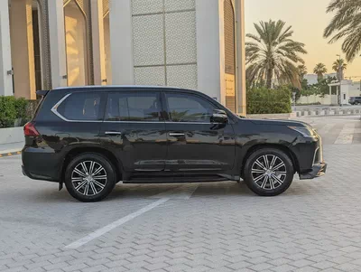 Lexus LX 570 Base 2018 | GCC Specs | Pristine Condition-5