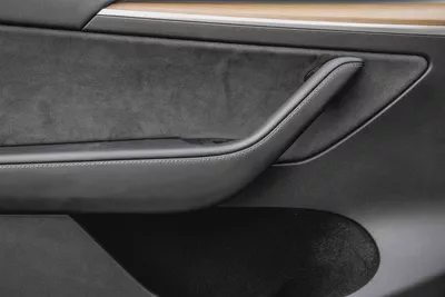 2,253 P.M |  Model Y Dual Motor | 0% Downpayment | Perfect Condition!-12
