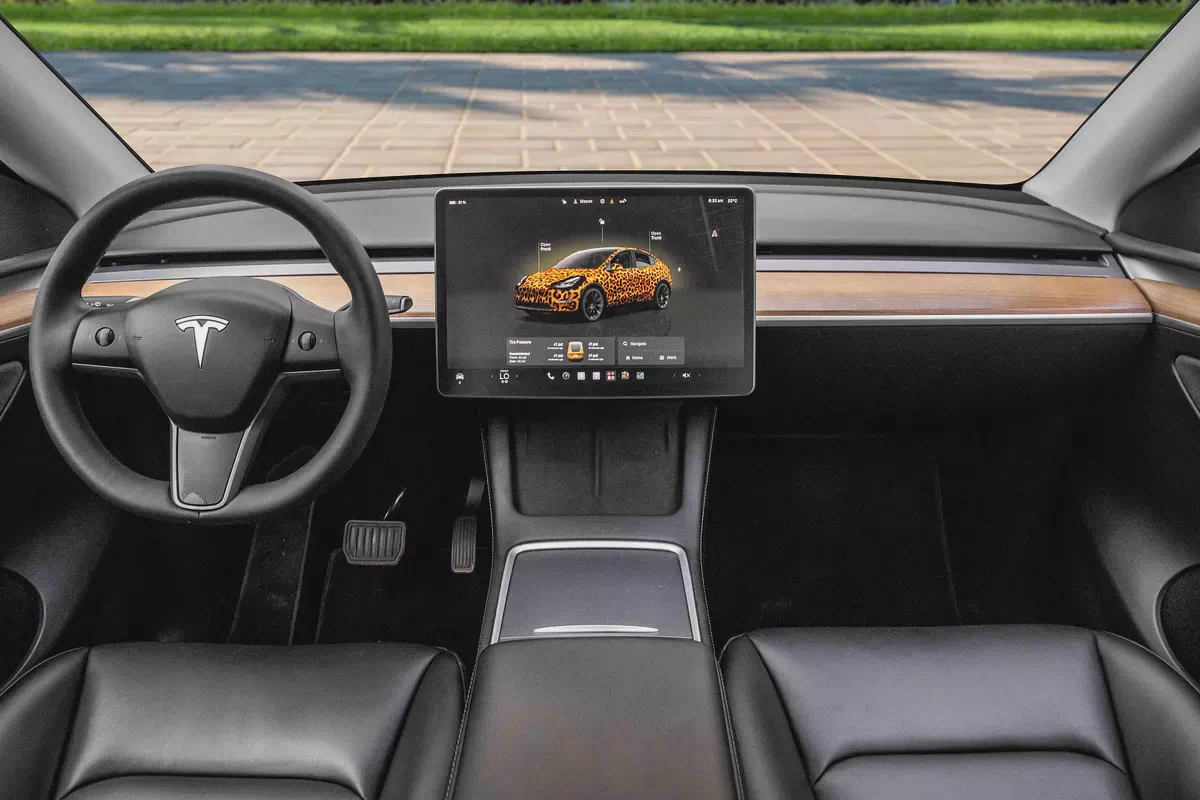 2,253 P.M |  Model Y Dual Motor | 0% Downpayment | Perfect Condition!-7-7
