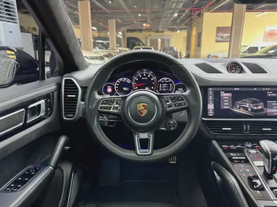 Porsche Cayenne Turbo 2020 under warranty-7