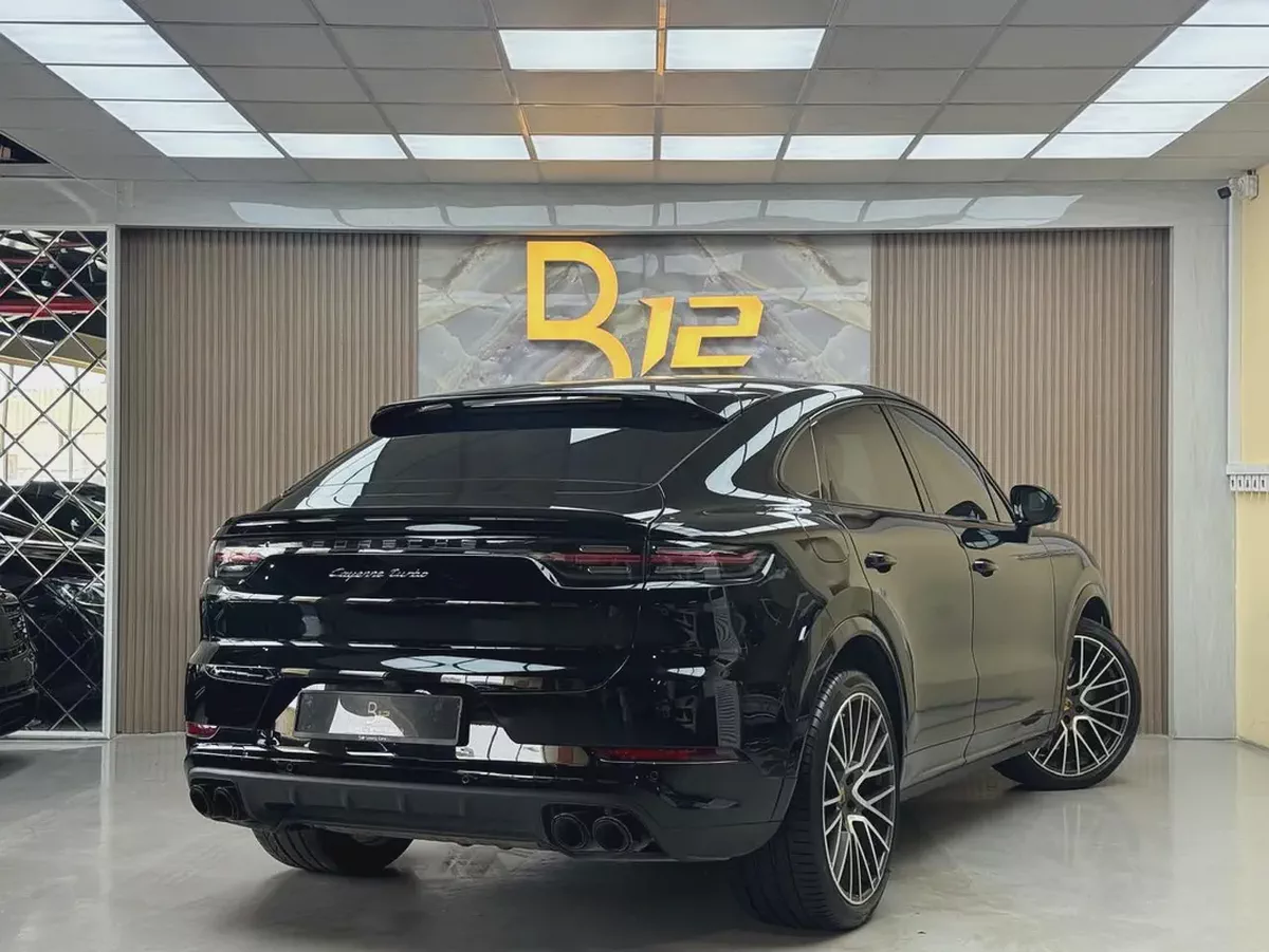 Porsche Cayenne Turbo 2020 under warranty-3-3