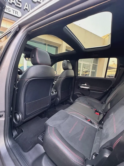 Mercedes Benz GLB250 4MATIC AMG 2022 fully loaded-9