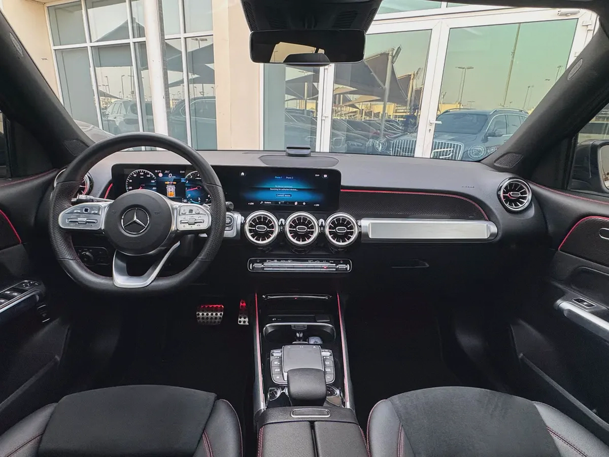 Mercedes Benz GLB250 4MATIC AMG 2022 fully loaded-12-12