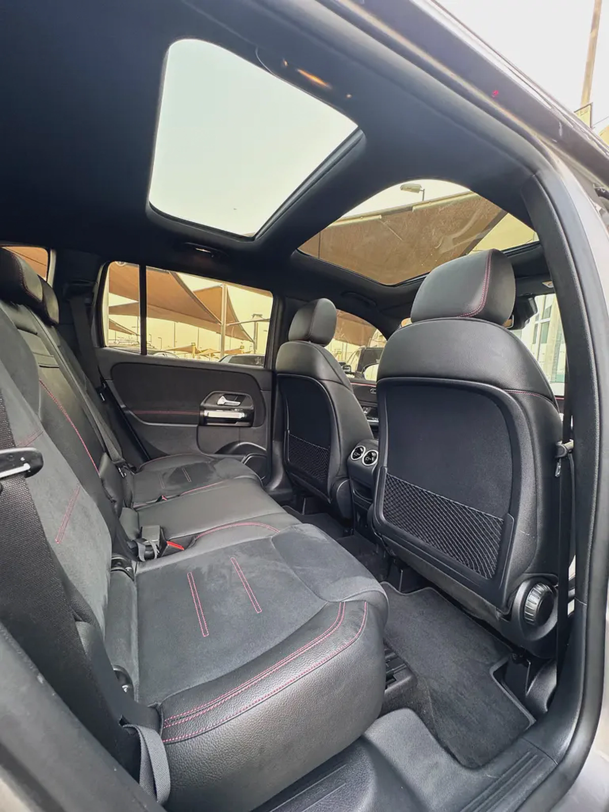 Mercedes Benz GLB250 4MATIC AMG 2022 fully loaded-15-15