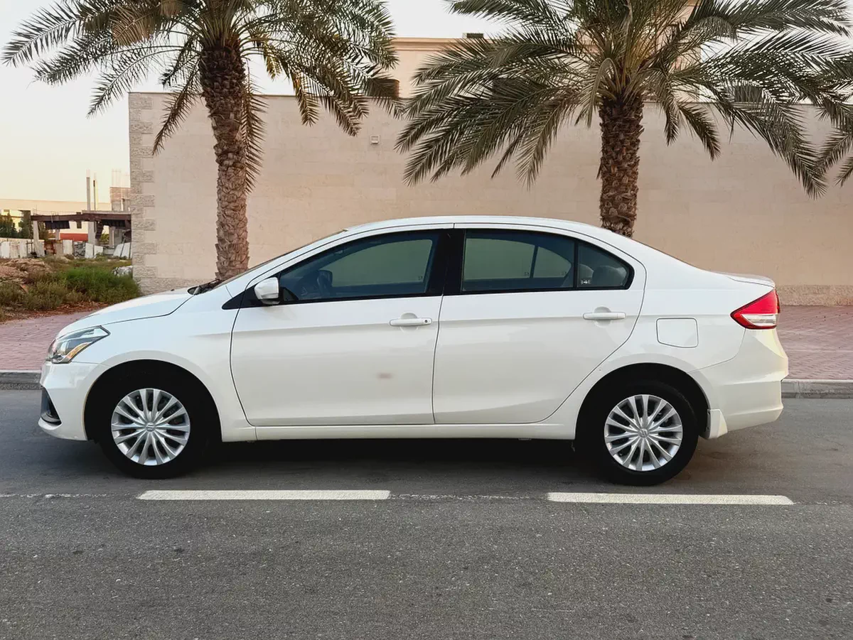 Suzuki Ciaz 2023 GCC Specs - Excellent condition-1-1