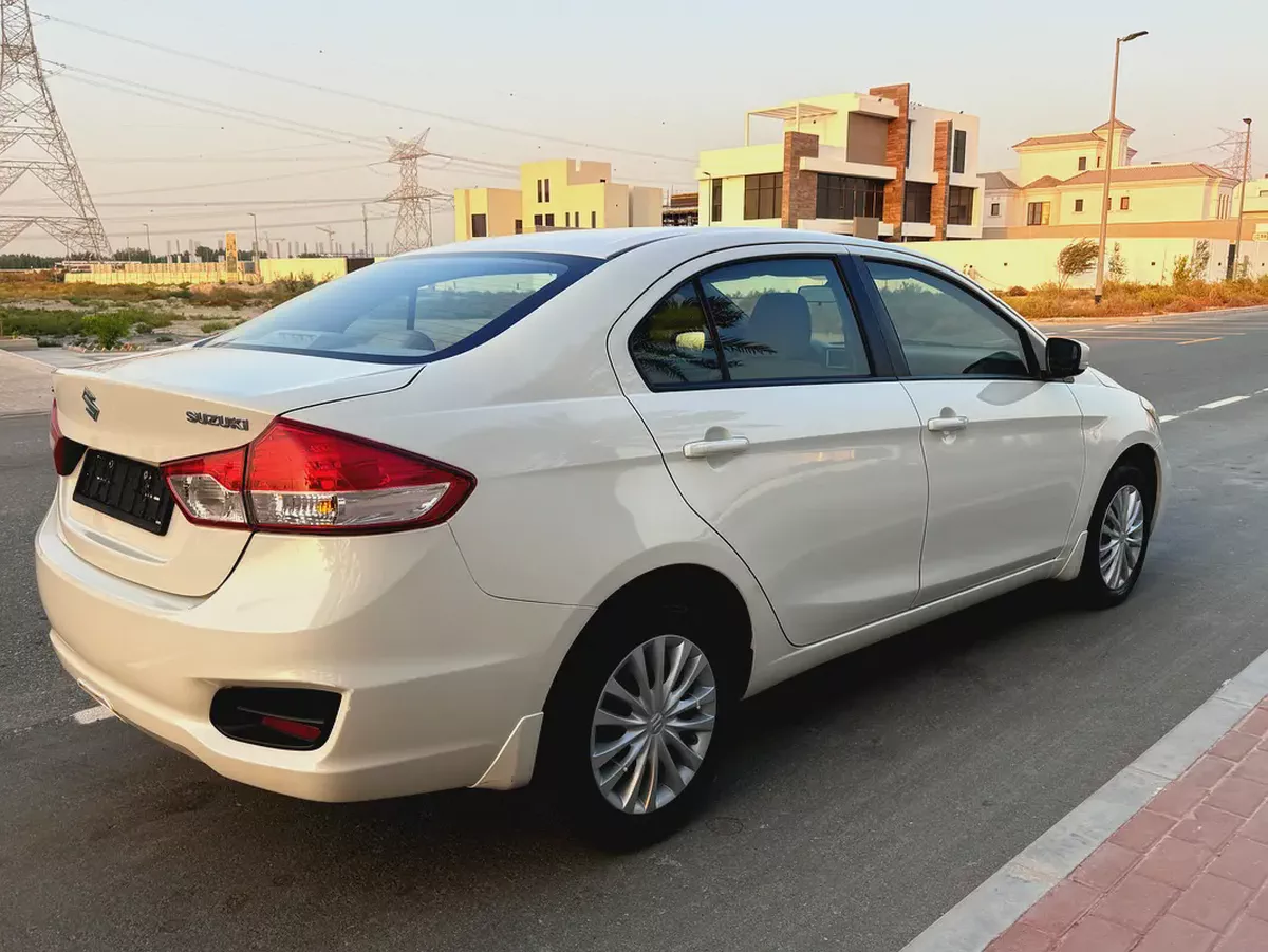Suzuki Ciaz 2023 GCC Specs - Excellent condition-3-3