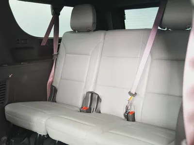 Chevrolet Suburban LT 2023 GCC Specs-14