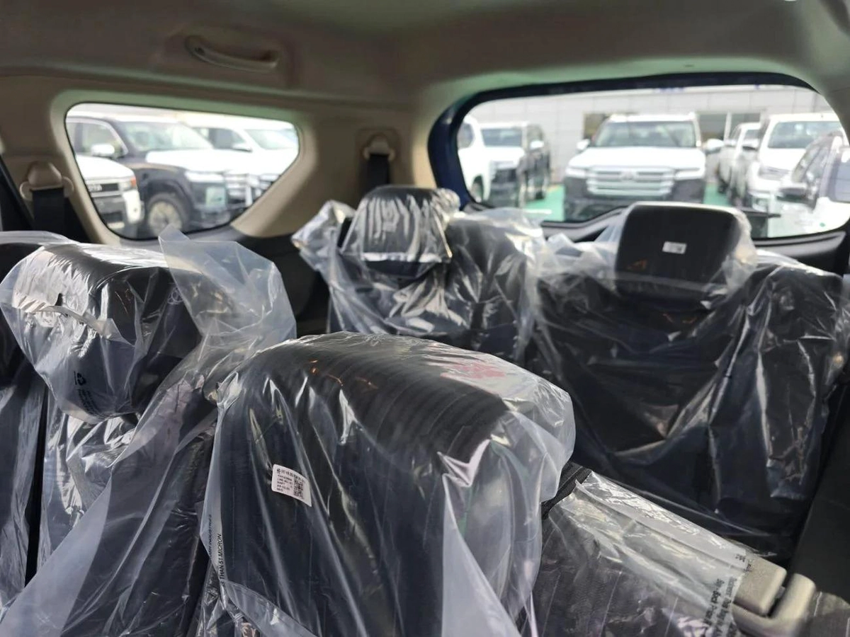 Suzuki Ertiga Suzuki Ertiga 1.5L GLX – 7 Seater – 2026-5-5