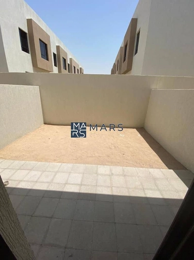 Spacious 2 bhk Townhouse with all facilities available for rent in Al Nasma Residence-4