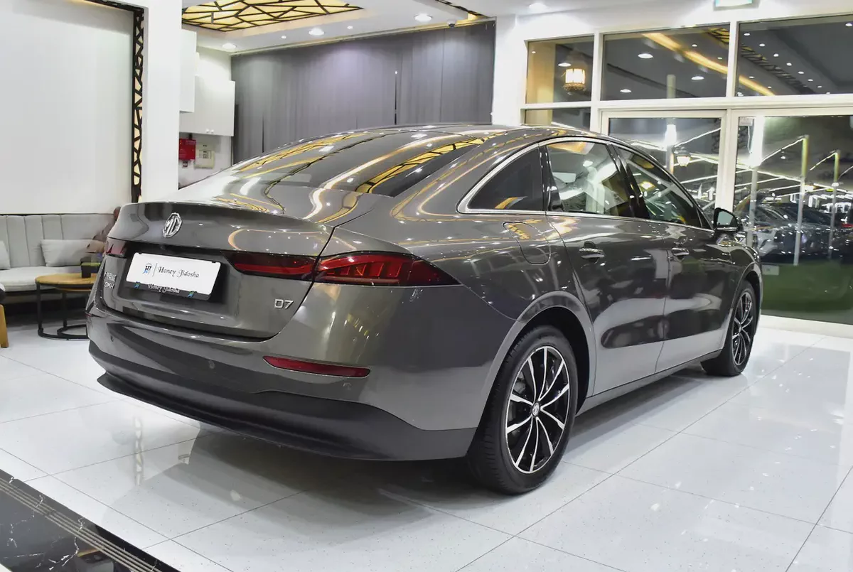 AED 1,094 EMi for 5Yrs | MG 8 D7 Hybrid ( 2023 Model ) in Grey Color Chinese Specs-5-5