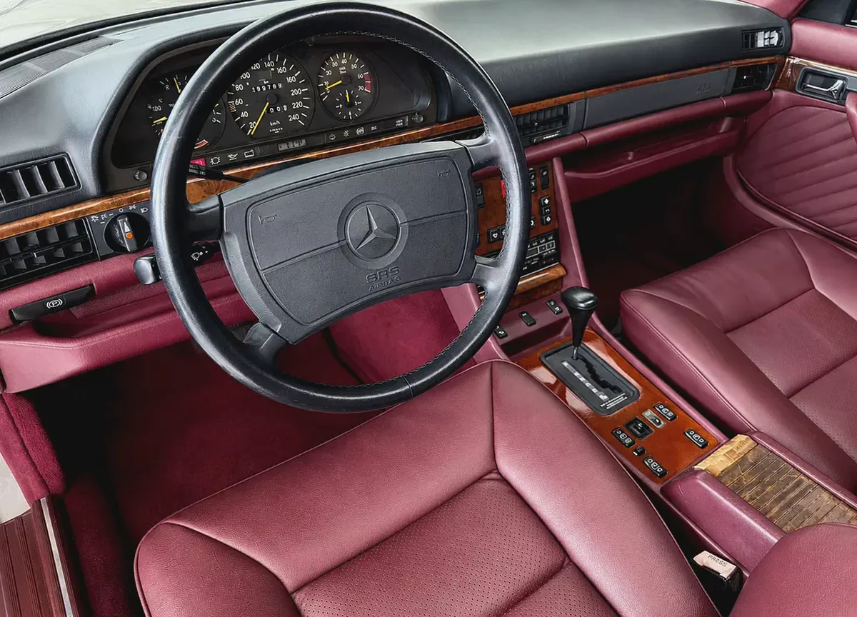 Classic 1990 Mercedes-Benz 560 SEL -Clean title-5-5