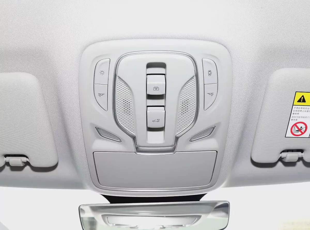 Roewe RX5 2025 Full Option | 0 KM | Brand New | White | رووي RX5 موديل 2025 زيرو فل كامل-10-10