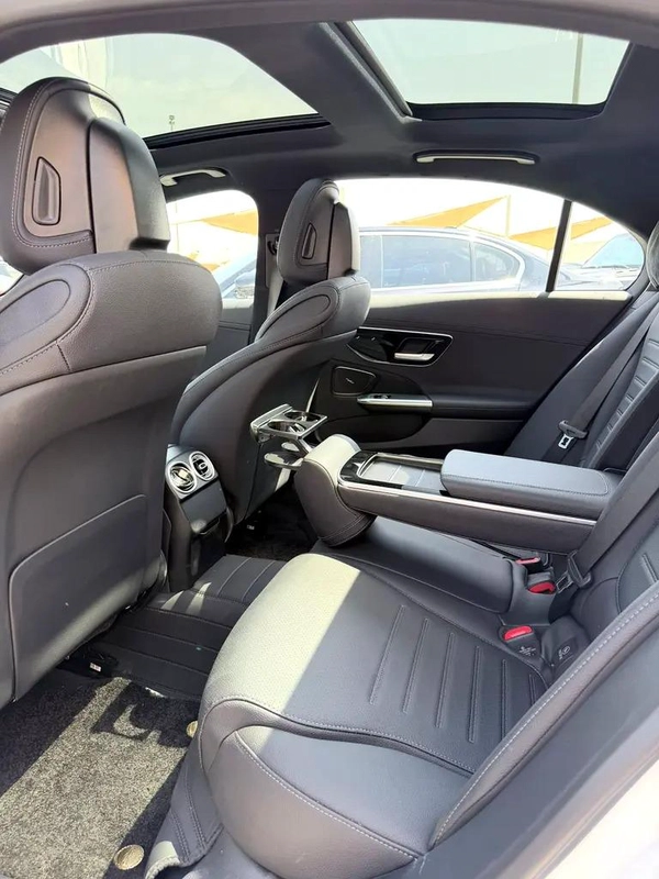 Mercedes-Benz C-Class C260 L