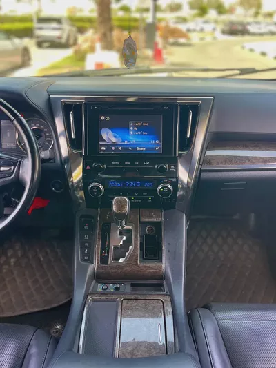 2020 Toyota Alphard EXECUTIVE LOUNGE - Japanese Specs-11