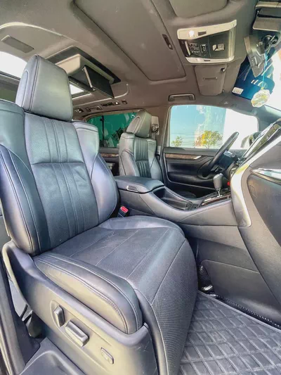 2020 Toyota Alphard EXECUTIVE LOUNGE - Japanese Specs-13
