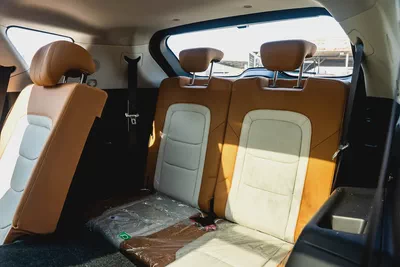 Jetour X70 Plus Luxury 2025 Low Mileage GCC 1.6L Turbo 4 Cylinders-8