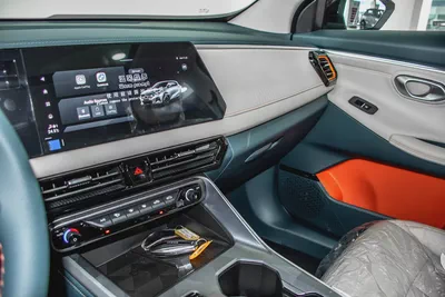 GAC WARRANTY 2031 / 150,000 KM | MOONROOF | LEATHER | 1.5 GB | GCC-10