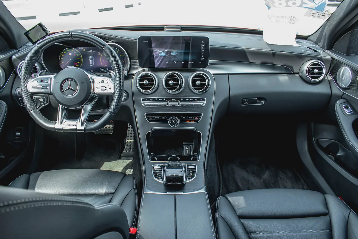 2021 - BENZ C43 AMG - IMMACULATE CONDITION - ONLY 21,000 KM DONE-12-12