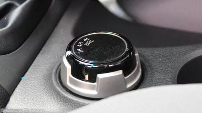 Mitsubishi L200 GLS L200 2.4L DIESEL 4WD 2023-11