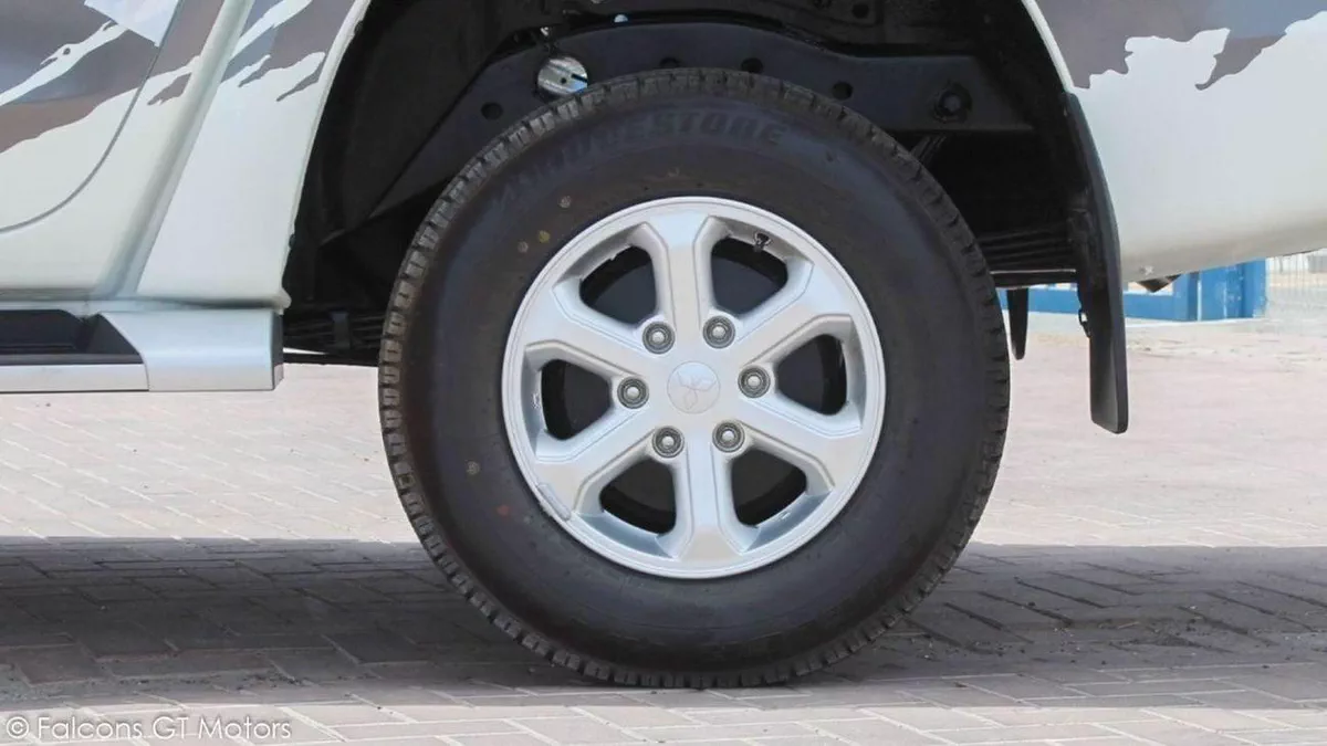 Mitsubishi L200 GLS L200 2.4L DIESEL 4WD 2023-8-0