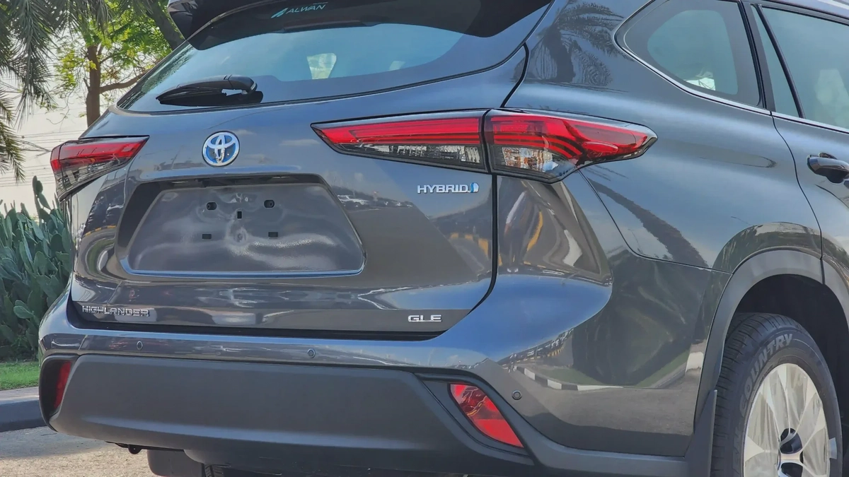 2023 Toyota Highlander GLE Hybrid (Grey)-8-8