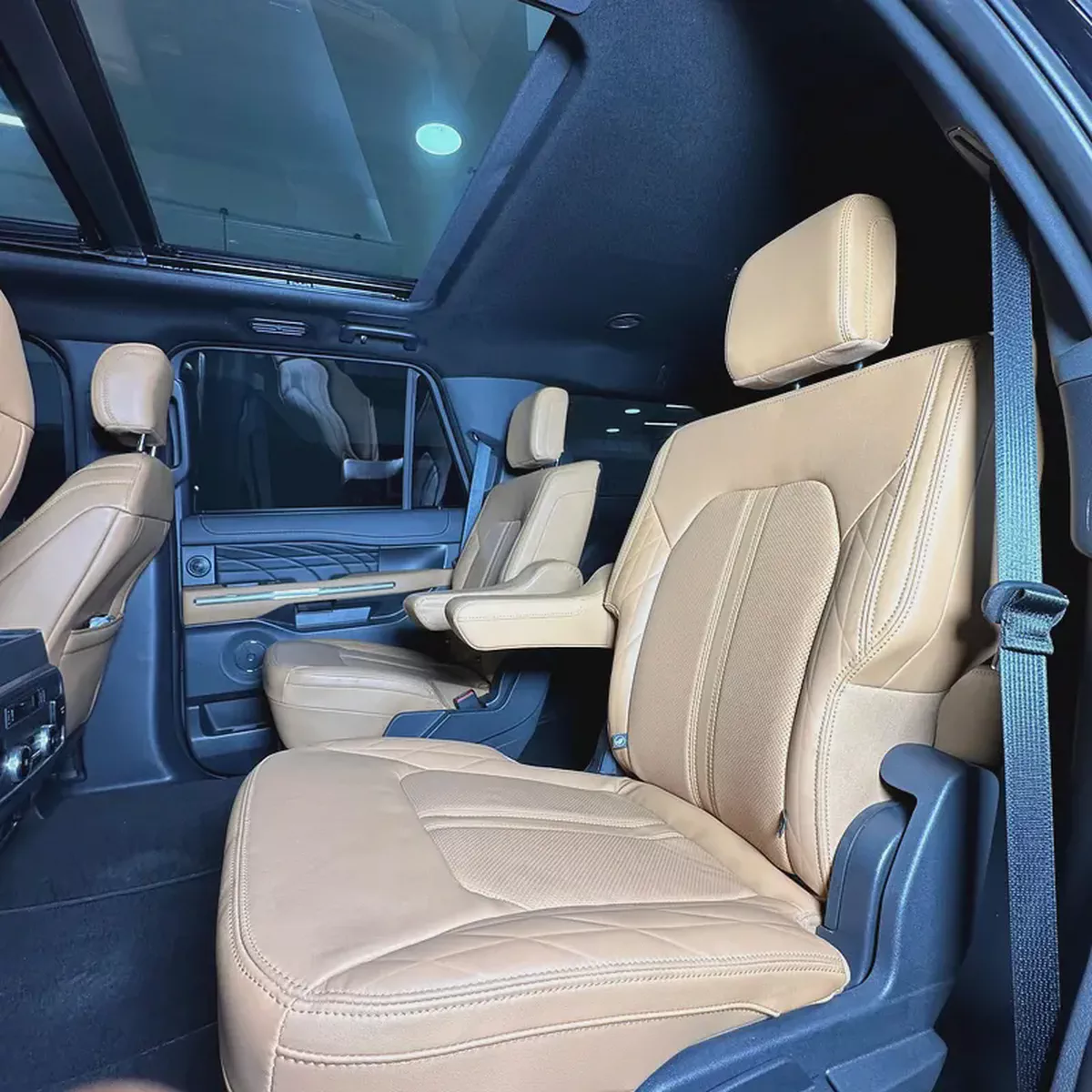 2023 Ford Expedition Platinum-10-10