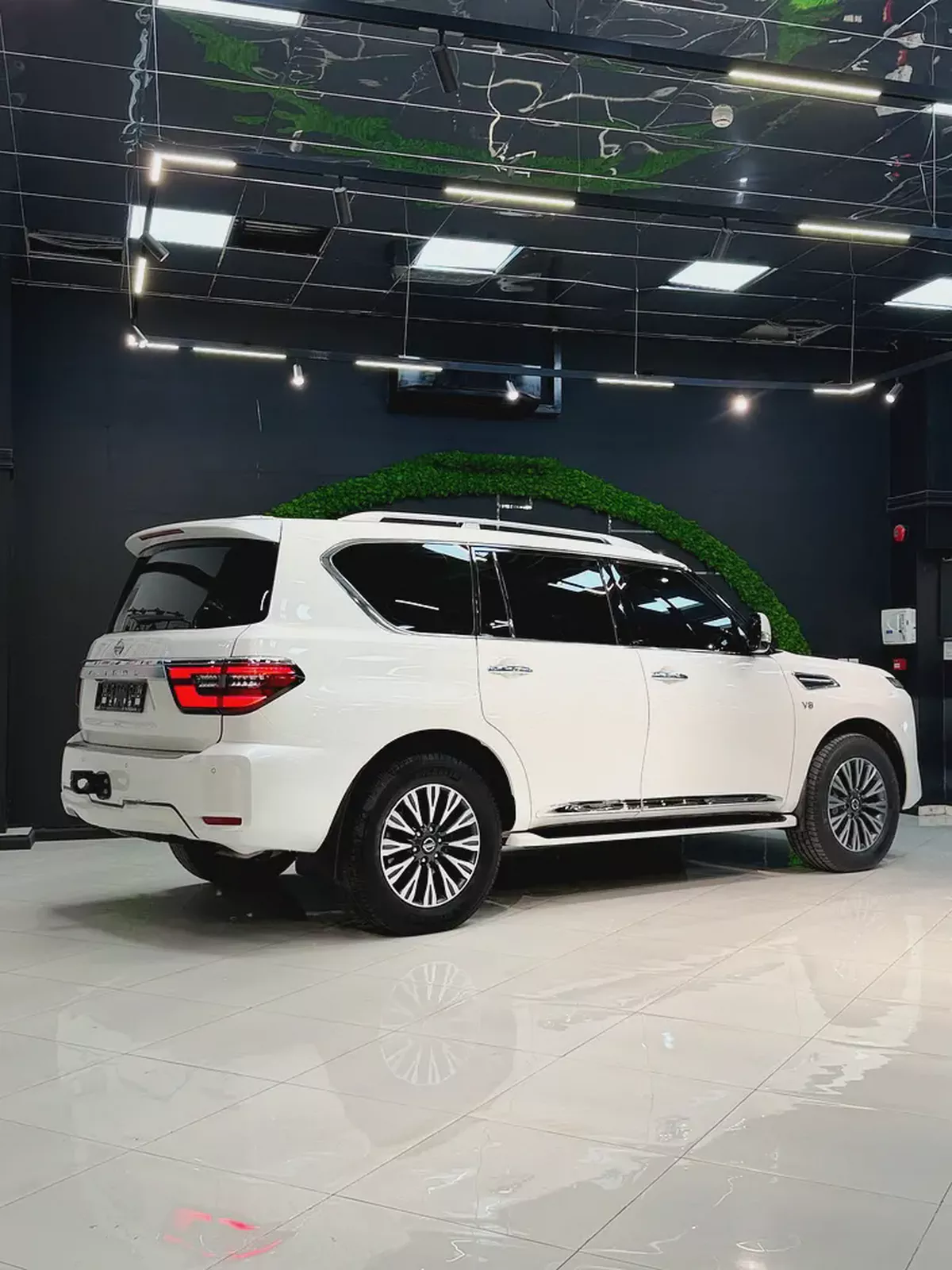 Pristine 2020 Nissan Patrol LE Titanium - GCC Specs-9-9