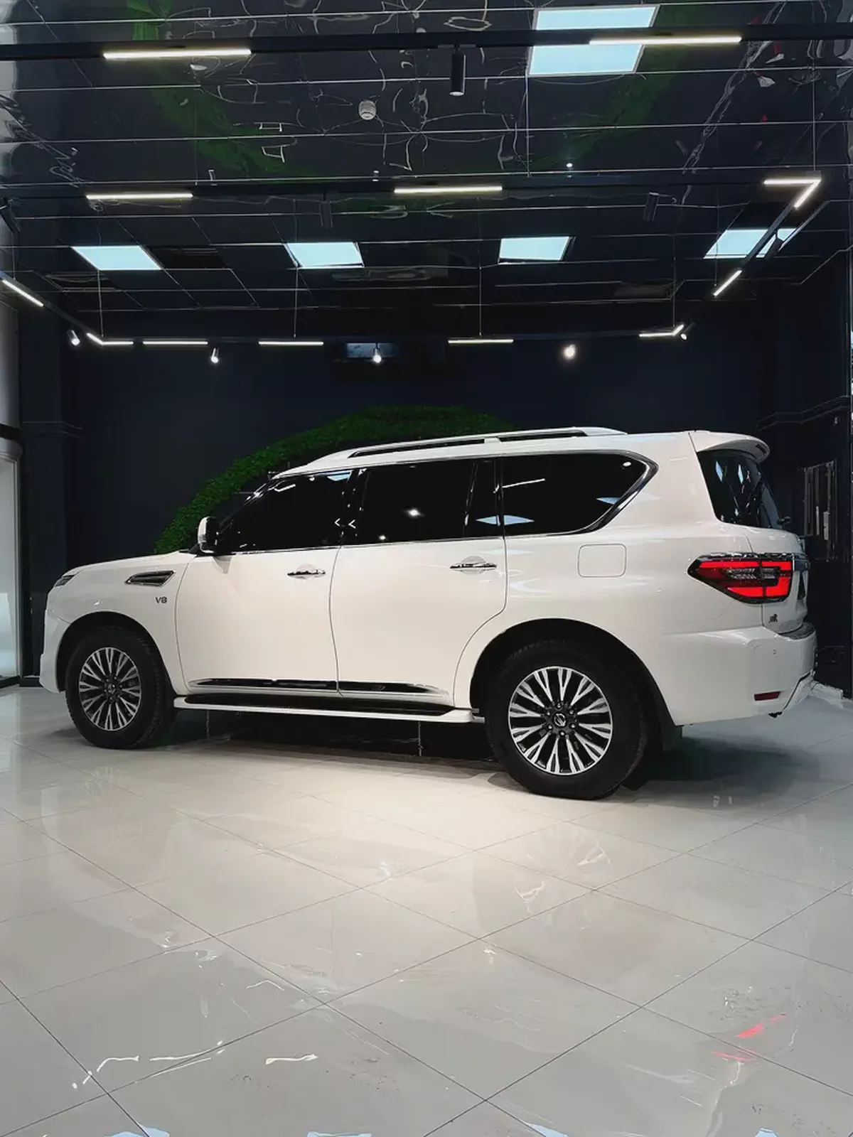 Pristine 2020 Nissan Patrol LE Titanium - GCC Specs-6-6