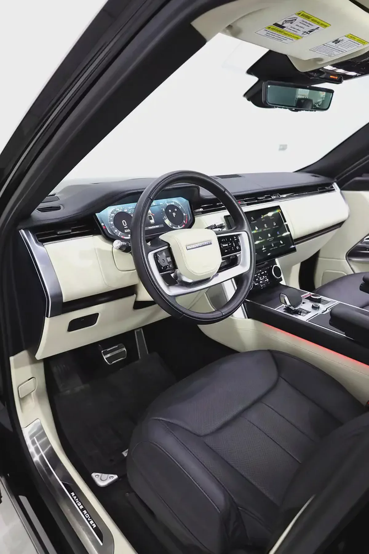 2022 Land Rover Range Rover Vogue SE Canadian Specs-12-12