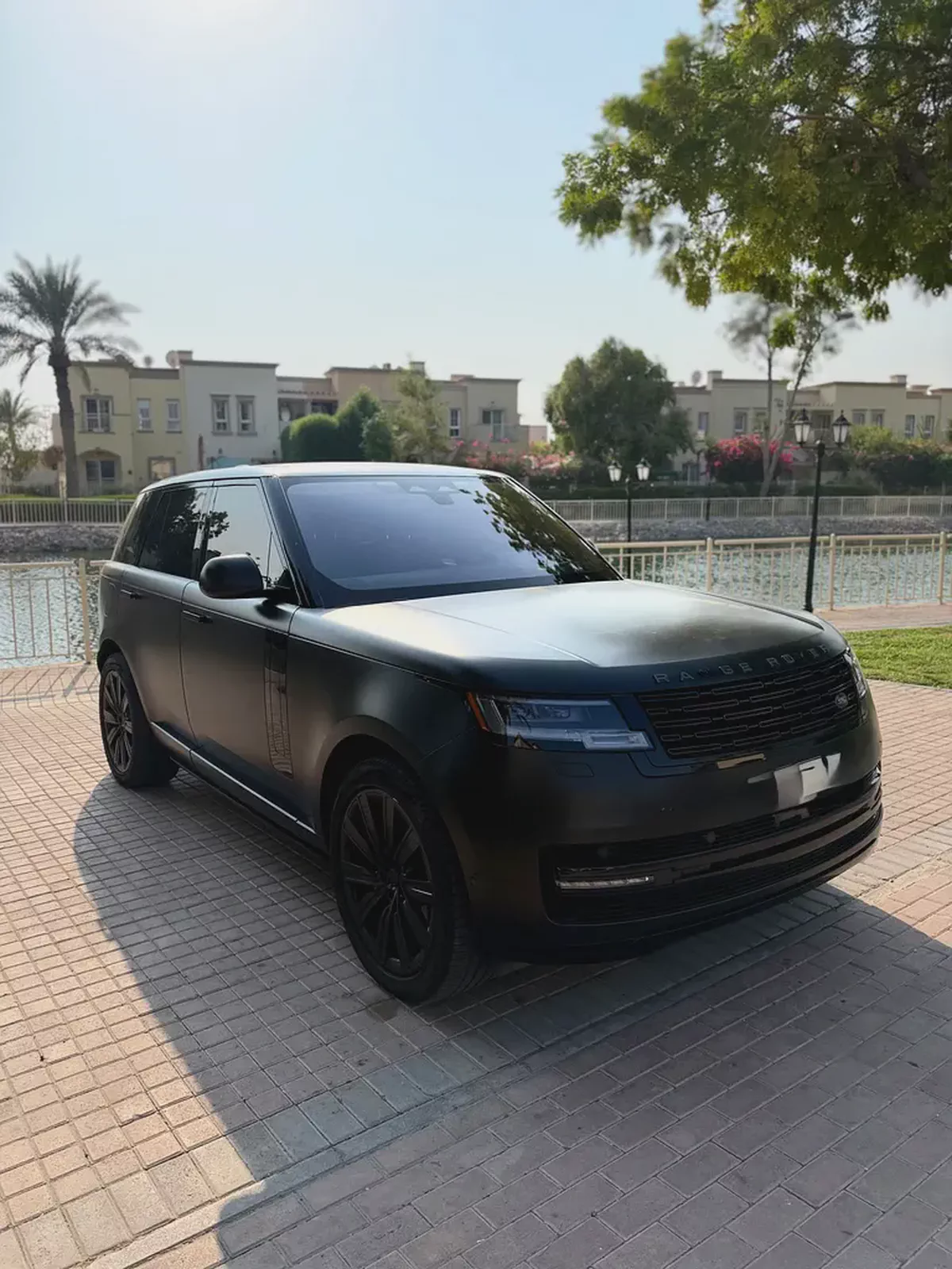 2022 Land Rover Range Rover Vogue SE Canadian Specs-13-13