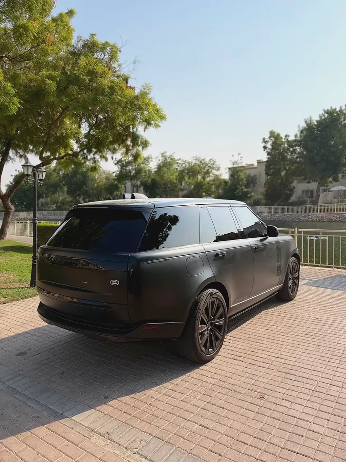 2022 Land Rover Range Rover Vogue SE Canadian Specs-7-7