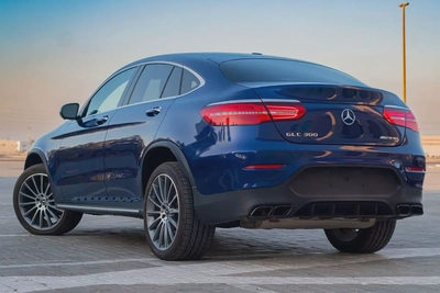 MERCEDES GLC300 COUPE AMG 2018-4