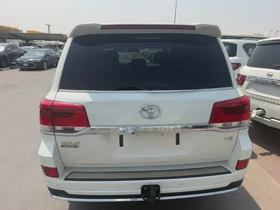 Toyota Land Cruiser GXR 2009 look 2021 GCC Specs-6
