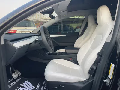 Tesla Model Y performance 2024 GCC Under Warranty From Agency-7
