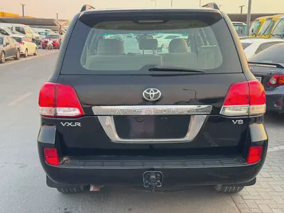 Toyota Land Cruiser GXR 2010 GCC Specs-2