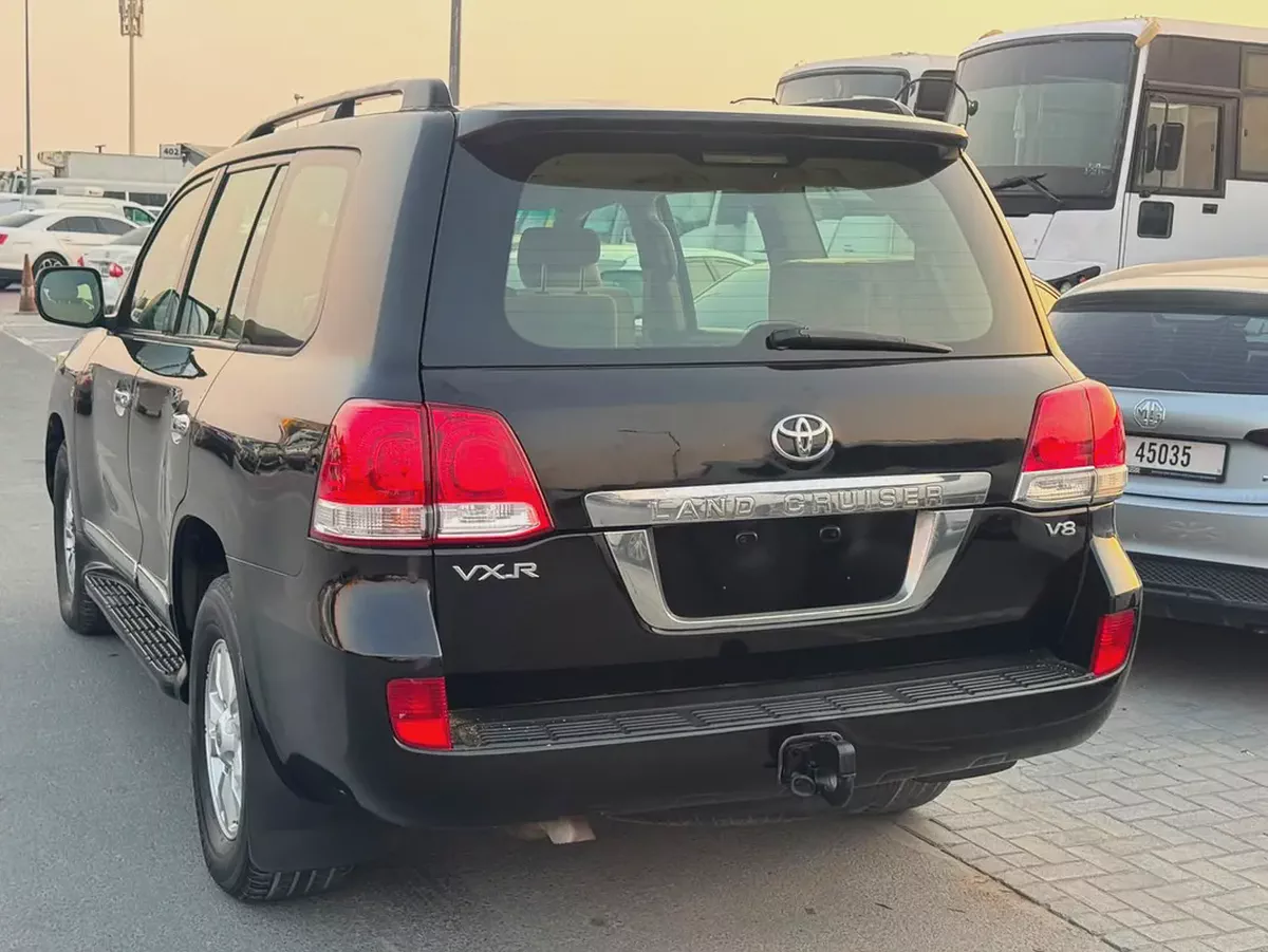 Toyota Land Cruiser GXR 2010 GCC Specs-5-5