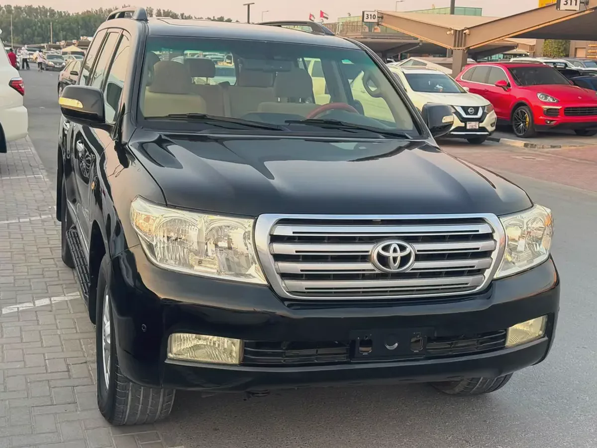 Toyota Land Cruiser GXR 2010 GCC Specs-8-8