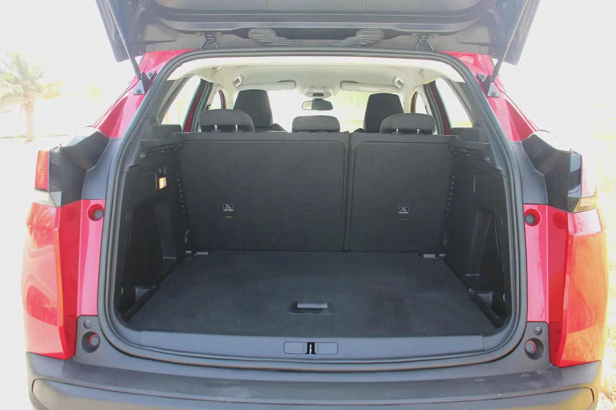FREE OFFERS 2023 Peugeot 3008| GCC Specs 1.6L | EMI (689x60)-8-8