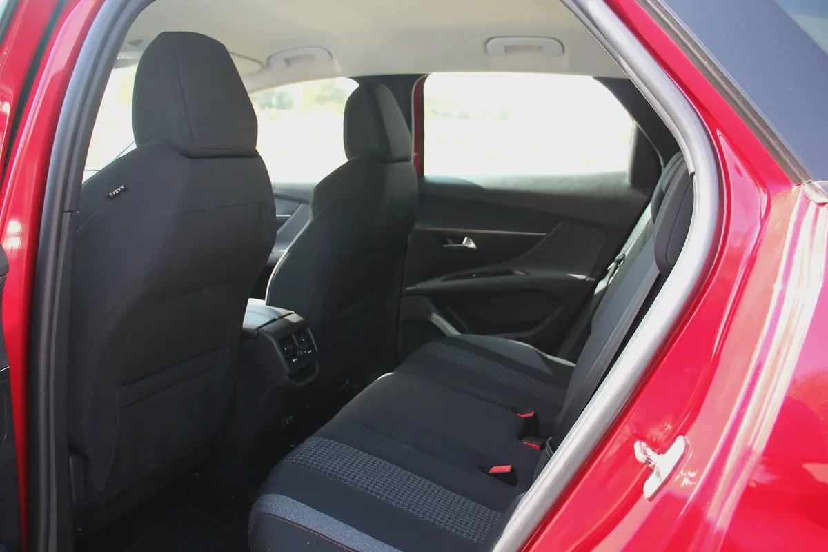 FREE OFFERS 2023 Peugeot 3008| GCC Specs 1.6L | EMI (689x60)-9-9