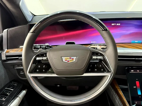 2026 - Cadillac Escalade Sport Platinum - V8 Prestige Condition