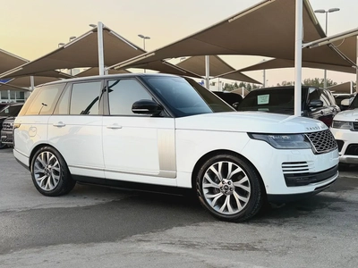 (2020 ) RANGE ROVER // VOGUE V6 // GCC // EXCELLENT CONDITION //-4